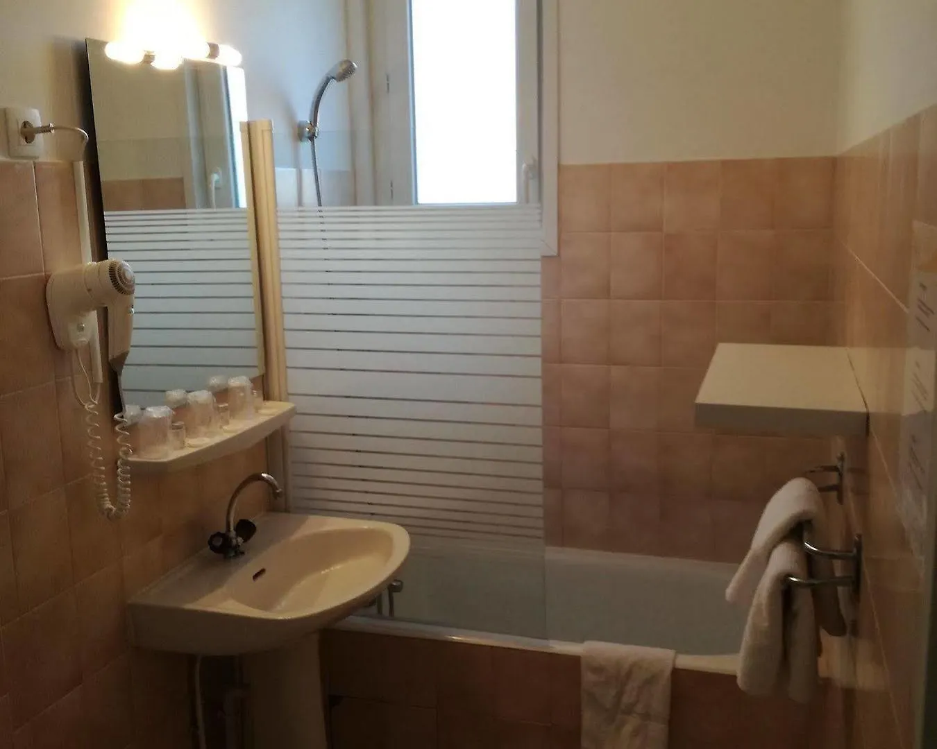 Hôtel Alizé Toulouse 2*,